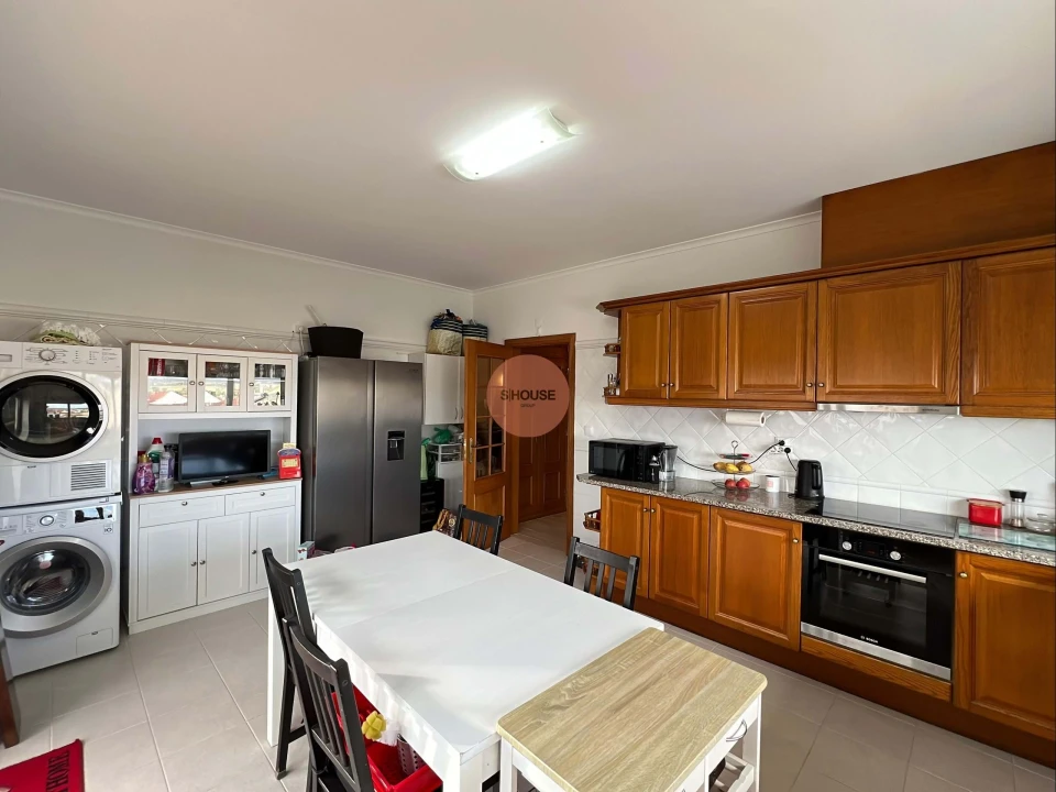 Apartamento T3 para Venda em Bombarral e Vale Covo Foto 35