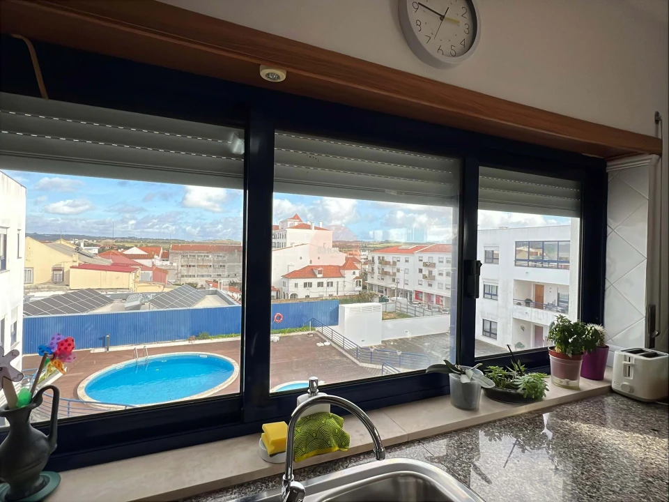 Apartamento T3 para Venda em Bombarral e Vale Covo Foto 7