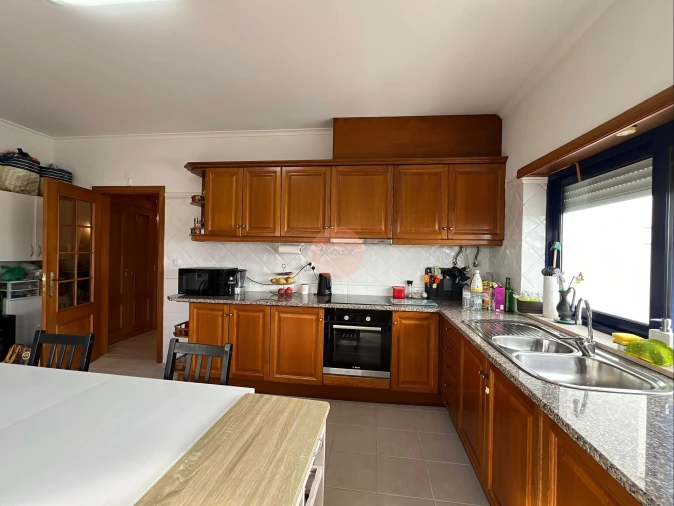 Apartamento T3 para Venda em Bombarral e Vale Covo Foto 5