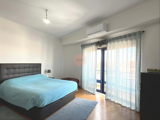 Apartamento T3 para Venda em Bombarral e Vale Covo Foto 21