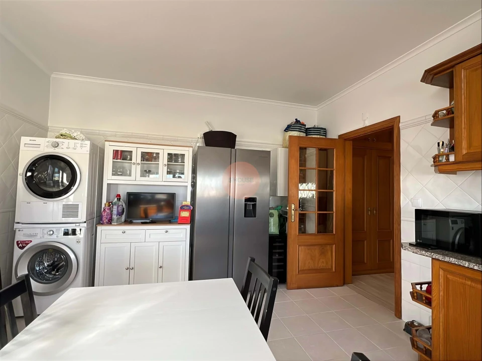 Apartamento T3 para Venda em Bombarral e Vale Covo Foto 33