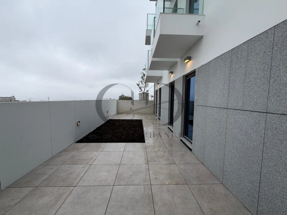 Apartamento T2 para Venda em Cedofeita, Santo Ildefonso, Sé, Miragaia, São Nicolau e Vitória Foto 15