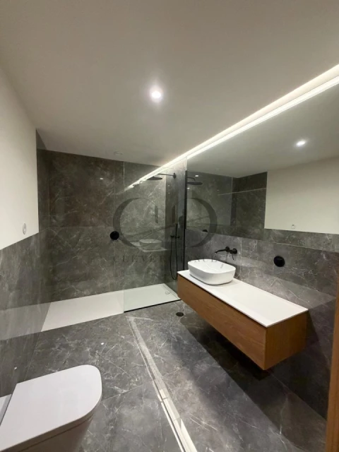 Apartamento T2 para Venda em Cedofeita, Santo Ildefonso, Sé, Miragaia, São Nicolau e Vitória