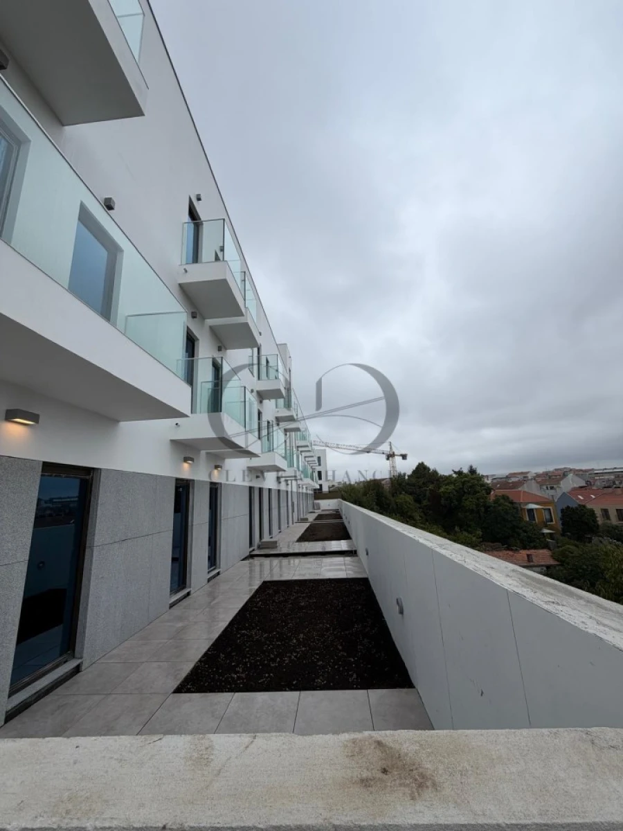 Apartamento T2 para Venda em Cedofeita, Santo Ildefonso, Sé, Miragaia, São Nicolau e Vitória Foto 18