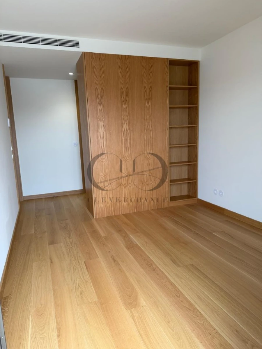 Apartamento T2 para Venda em Cedofeita, Santo Ildefonso, Sé, Miragaia, São Nicolau e Vitória Foto 10