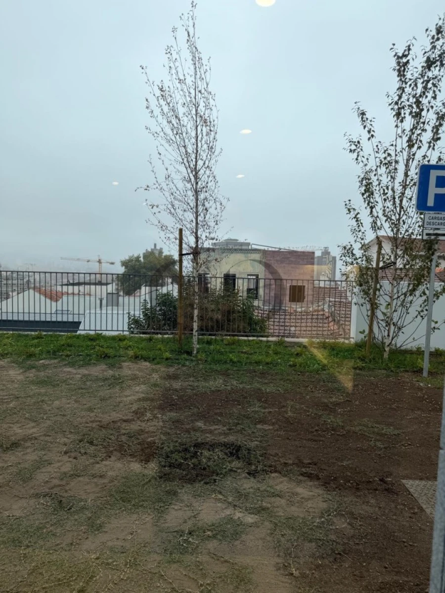 Apartamento T2 para Venda em Cedofeita, Santo Ildefonso, Sé, Miragaia, São Nicolau e Vitória Foto 25