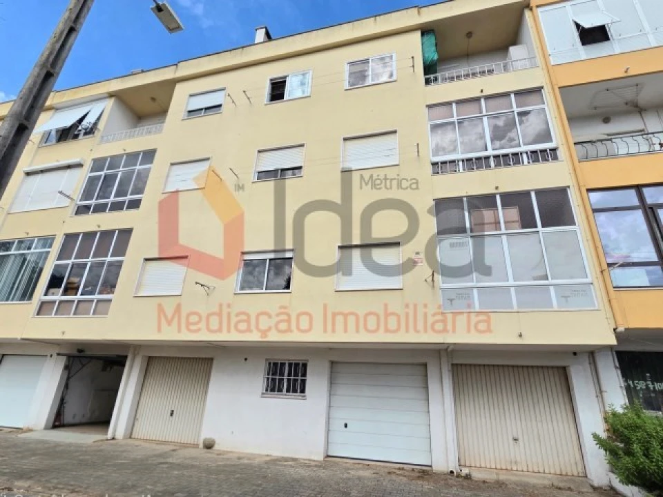 Apartamento T3 para Venda em Amora Foto 2