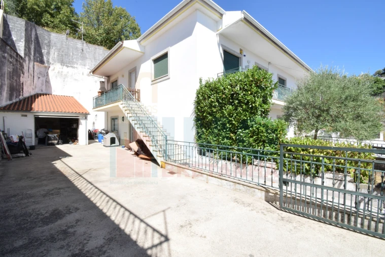 Apartamento T3 para Venda em Covilhã e Canhoso Foto 2