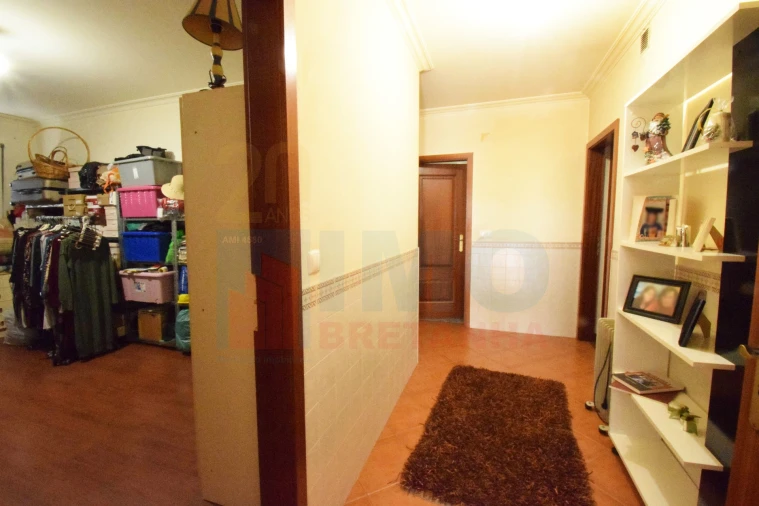 Apartamento T3 para Venda em Covilhã e Canhoso Foto 11