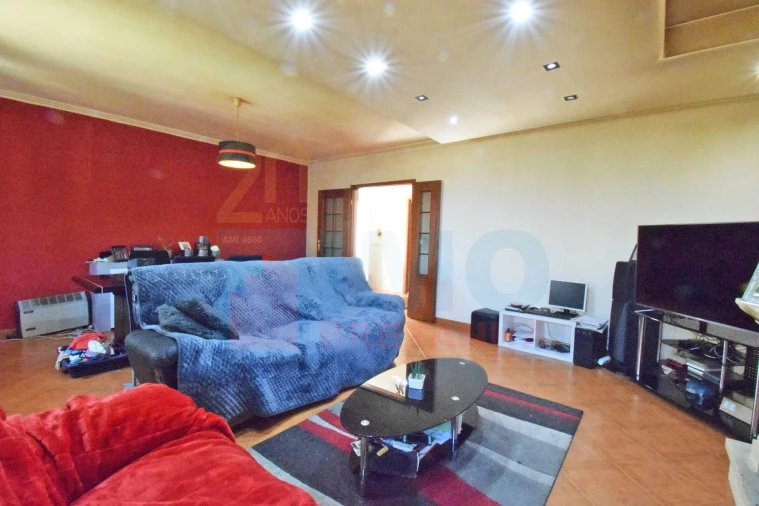 Apartamento T3 para Venda em Covilhã e Canhoso Foto 6