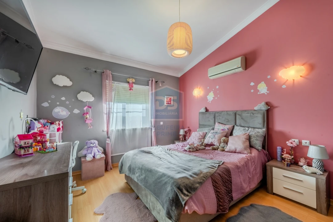 Moradia T4 para Venda em Almancil Foto 26