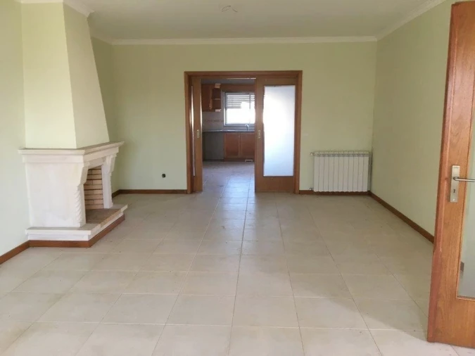 Apartamento T3 para Venda em Leiria, Pousos, Barreira e Cortes Foto 3