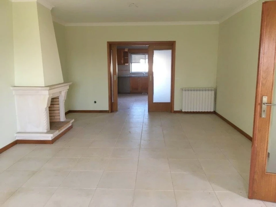 Apartamento T3 para Venda em Leiria, Pousos, Barreira e Cortes Foto 3