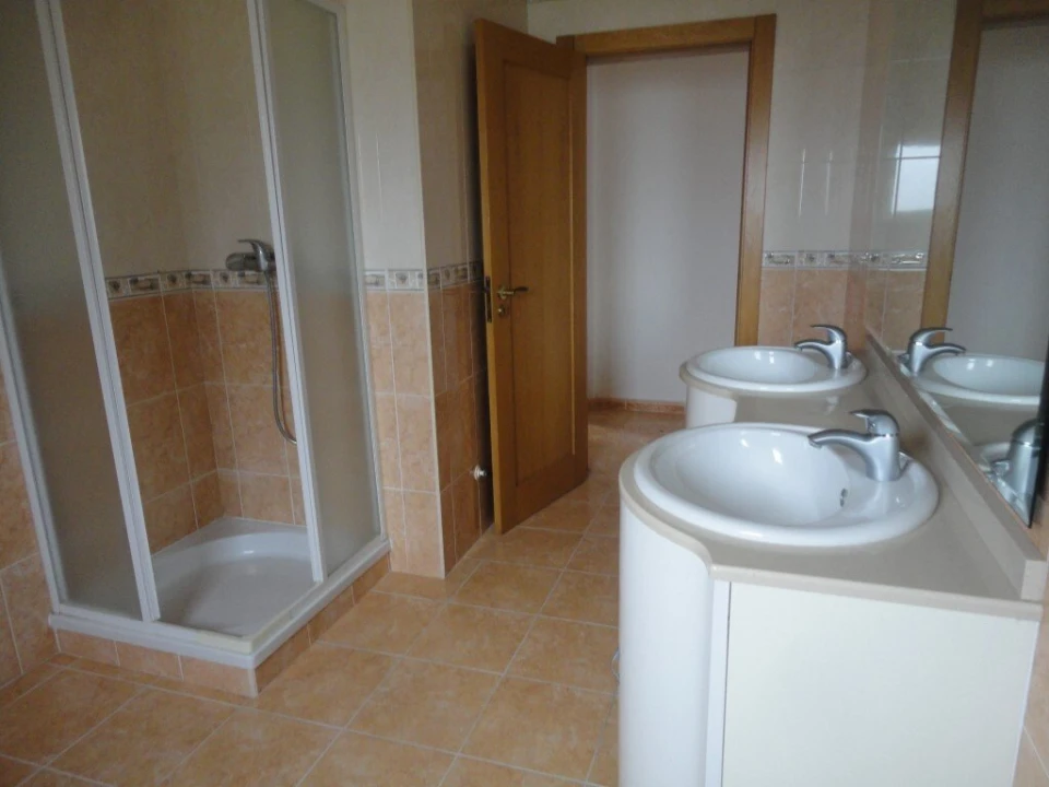 Apartamento T3 para Venda em Leiria, Pousos, Barreira e Cortes Foto 14