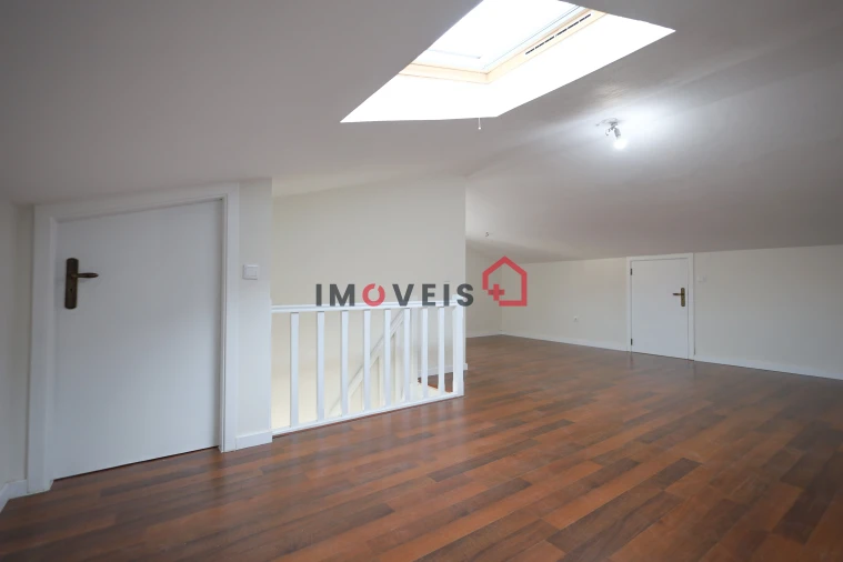 Moradia T3 para Venda em Porto de Mós - São João Baptista e São Pedro Foto 20