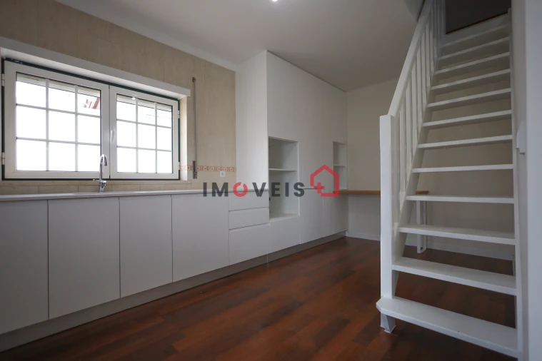 Moradia T3 para Venda em Porto de Mós - São João Baptista e São Pedro Foto 13