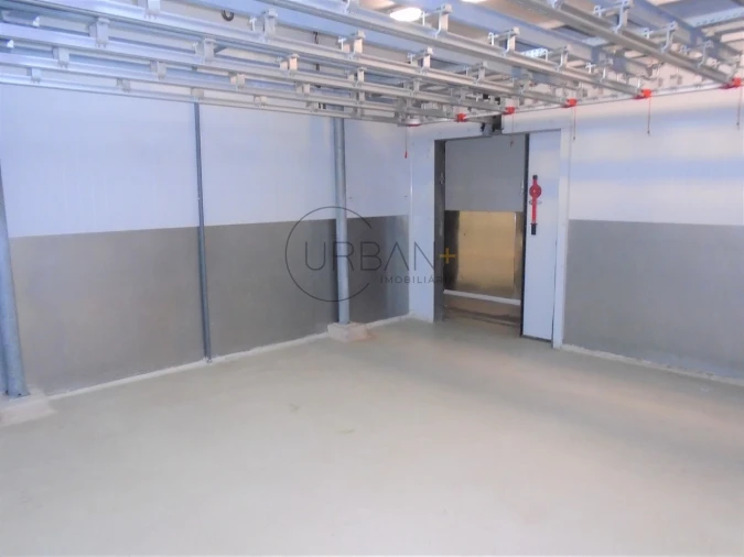 Armazém para Venda em Abraveses Foto 2