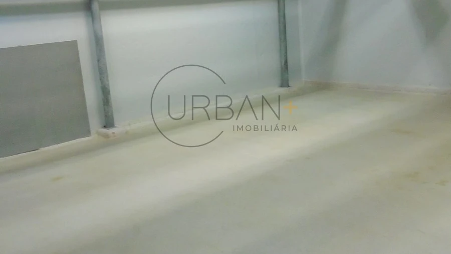 Armazém para Venda em Abraveses