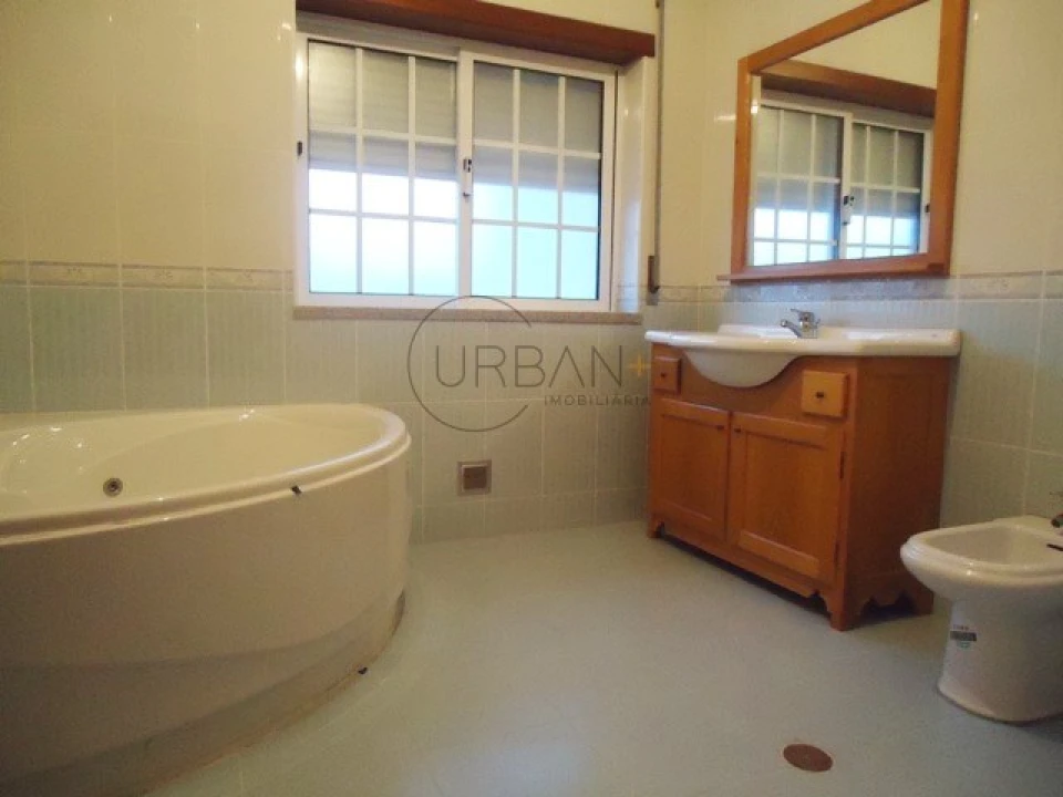 Moradia T4 para Venda em Ranhados Foto 18