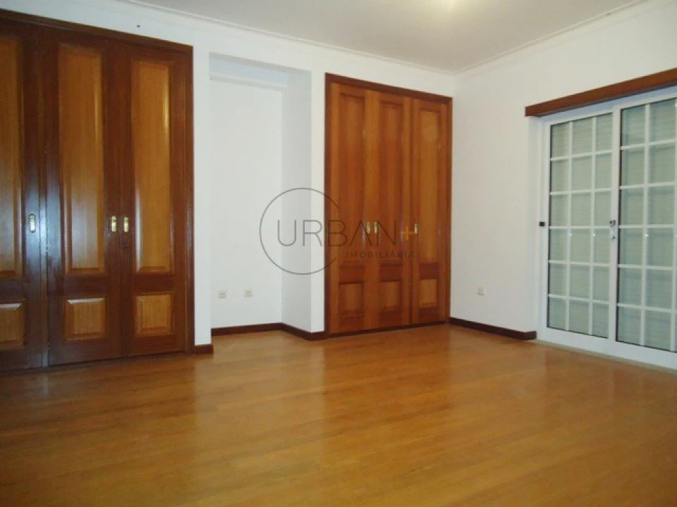 Moradia T4 para Venda em Ranhados Foto 19