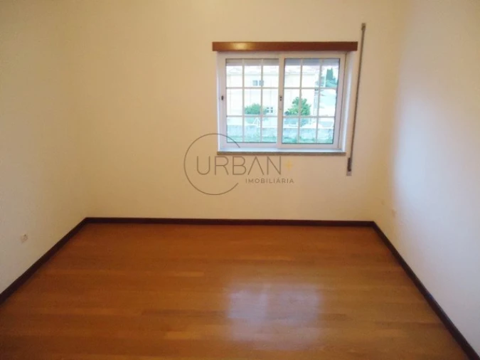 Moradia T4 para Venda em Ranhados Foto 10