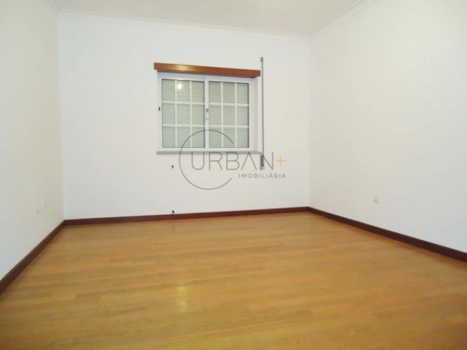 Moradia T4 para Venda em Ranhados Foto 15