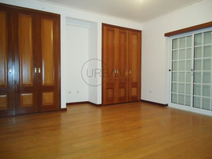 Moradia T4 para Venda em Ranhados Foto 19