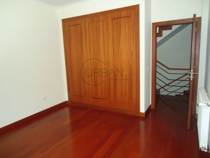 Moradia T3 para Venda em Repeses e São Salvador Foto 6