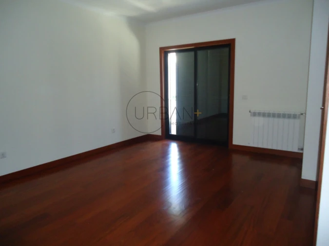 Moradia T3 para Venda em Repeses e São Salvador Foto 9