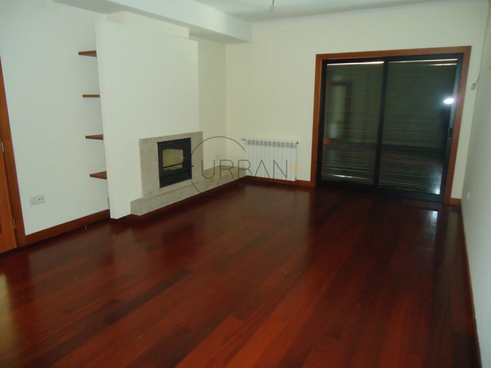 Moradia T3 para Venda em Repeses e São Salvador Foto 5