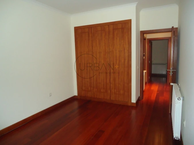 Moradia T3 para Venda em Repeses e São Salvador Foto 12