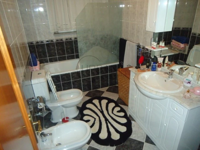 Moradia T4 para Venda em Abraveses Foto 8