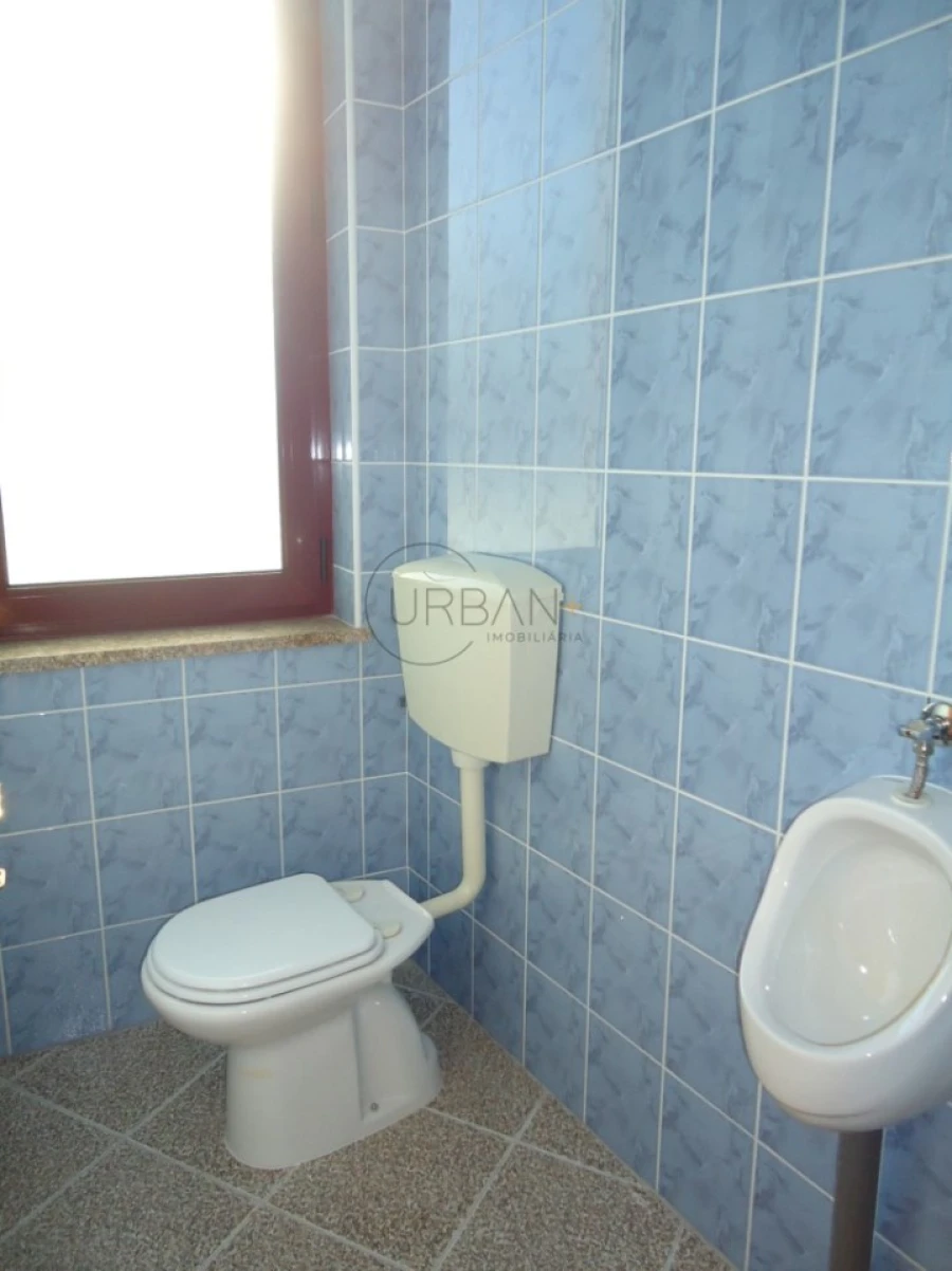 Loja para Venda em Satão Foto 4