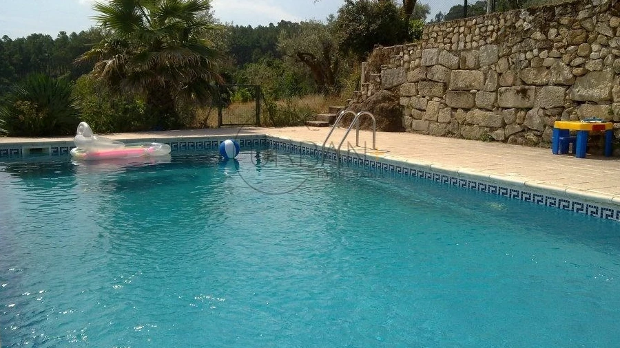 Quinta T4 para Venda em Pindo
