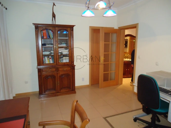 Moradia T4 para Venda em Ranhados Foto 12