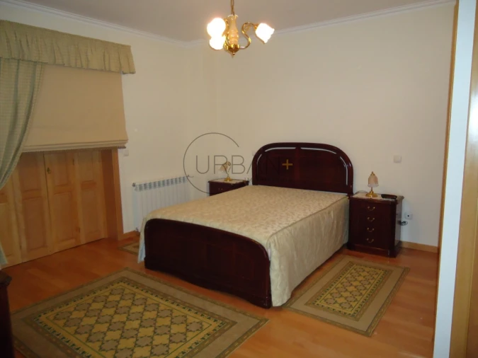 Moradia T4 para Venda em Ranhados Foto 16