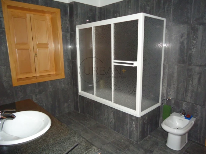 Moradia T4 para Venda em Ranhados Foto 17