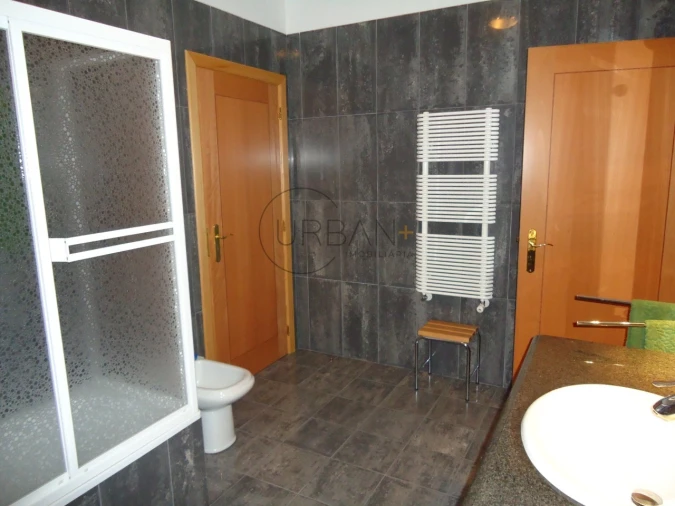 Moradia T4 para Venda em Ranhados Foto 18