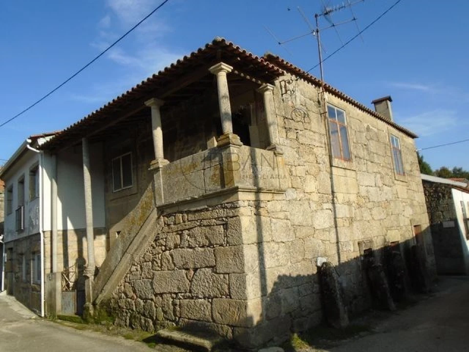 Moradia para Venda em Couto de Baixo e Couto de Cima Foto 1