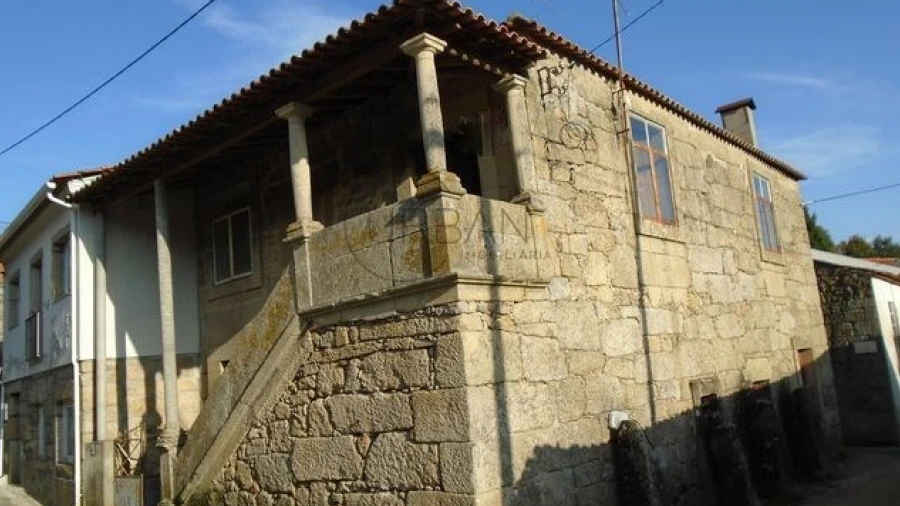 Moradia para Venda em Couto de Baixo e Couto de Cima