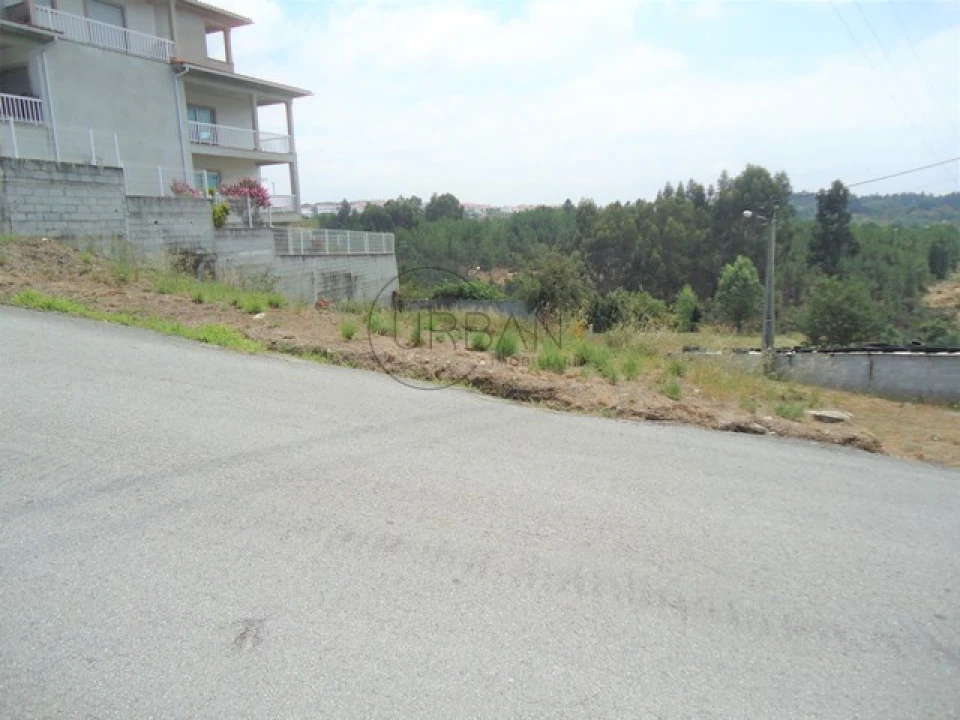 Terreno para Venda em Abraveses Foto 1