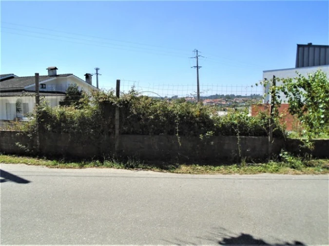 Terreno para Venda em Faíl e Vila Chã de Sá Foto 1