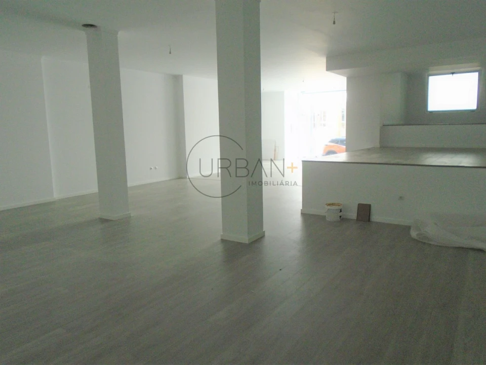 Loja para Venda em Viseu Foto 3