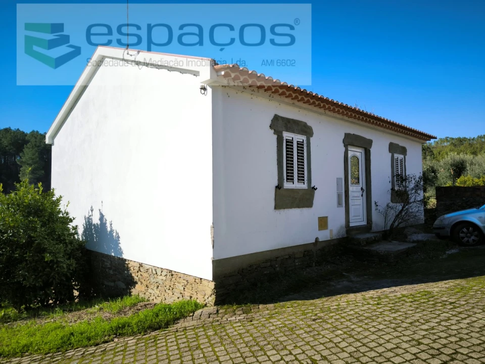 Moradia para Venda em São Vicente da Beira Foto 1