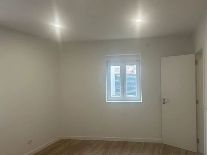 Moradia T2 para Venda em Pego Foto 4