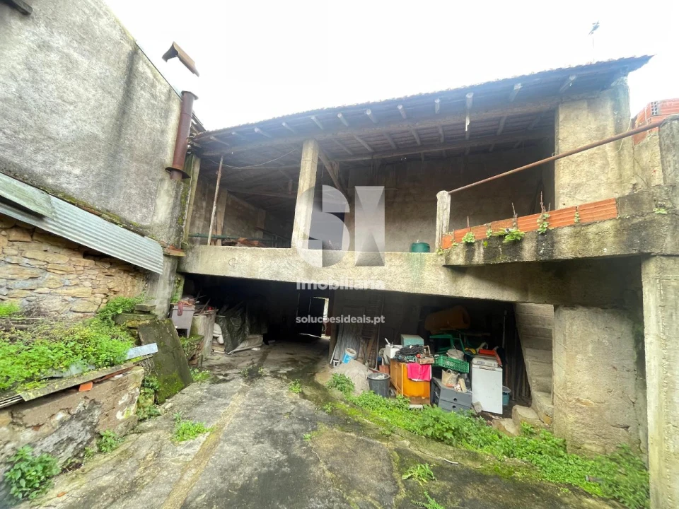 Moradia T4 para Venda em Almalagues Foto 3