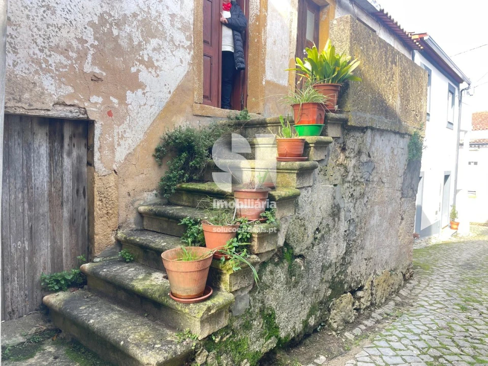 Moradia T4 para Venda em Almalagues Foto 4