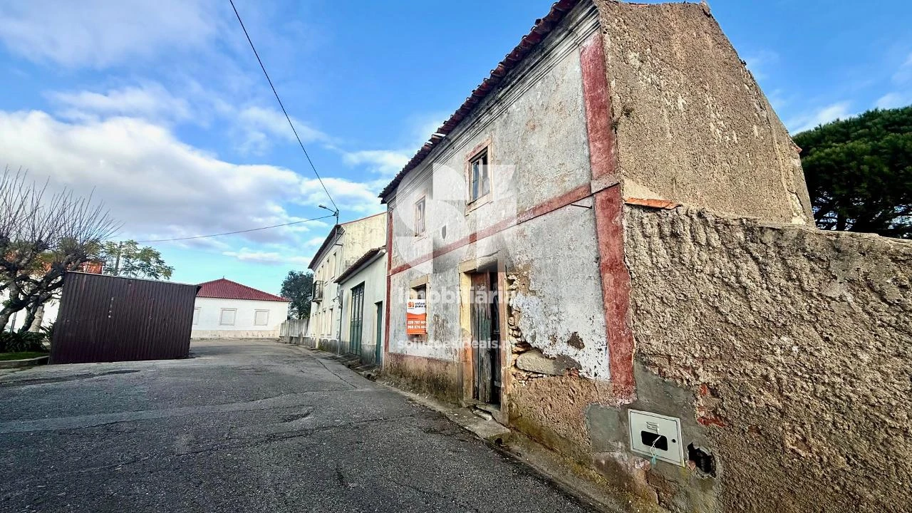 Moradia T2 para Venda em Alfarelos Foto 2