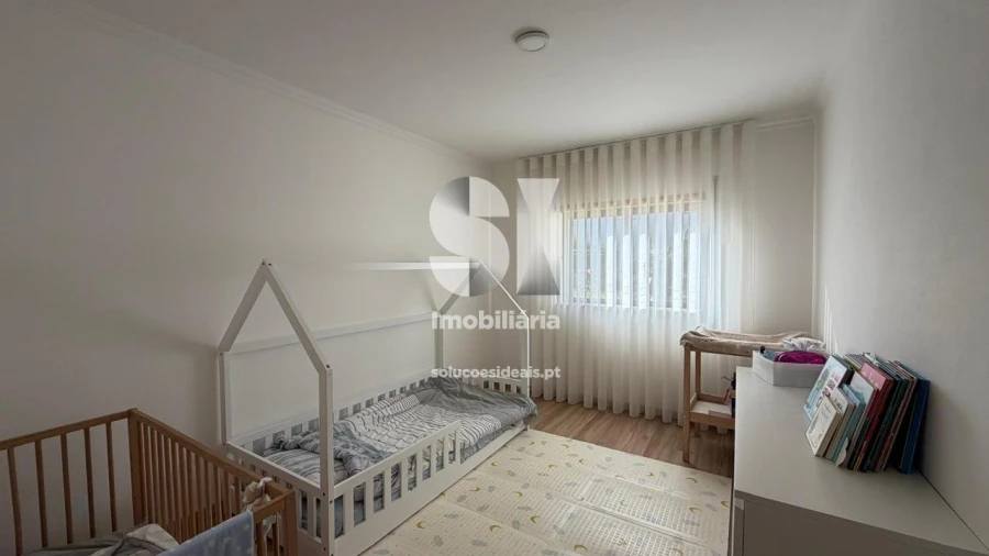 Apartamento T2 para Venda em Marinha Grande Foto 2