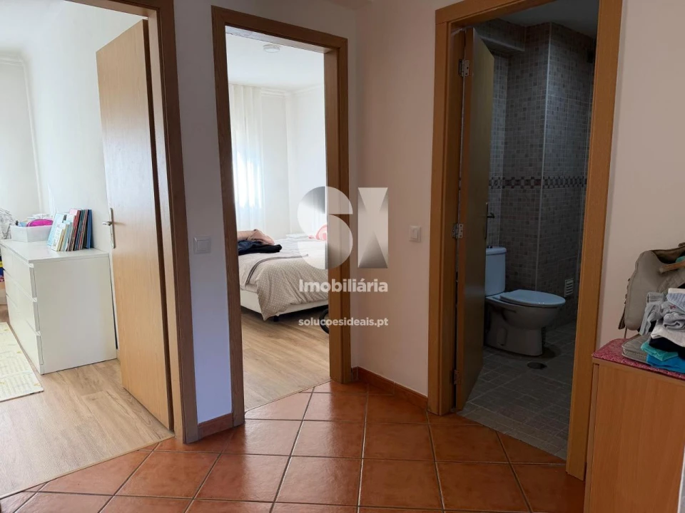 Apartamento T2 para Venda em Marinha Grande Foto 14